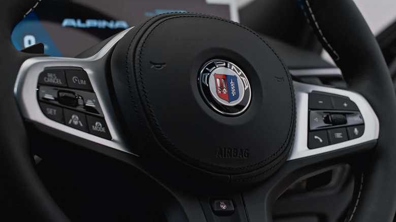 305 км/ч, 3,6 с до 100 км/ч и ограниченный тираж. Представлен BMW Alpina B3 50 Years of BMW South Africa Edition